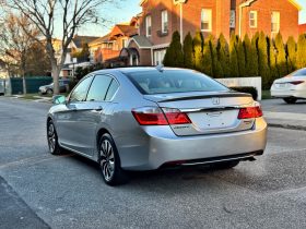 2014 Honda Accord HYBRID TOURING