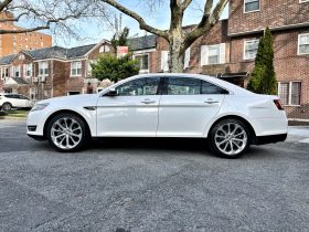 2016 Ford Taurus