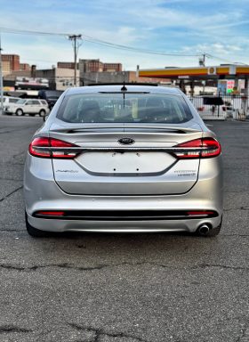 2018 Ford Fusion HYBRID TITANIUM