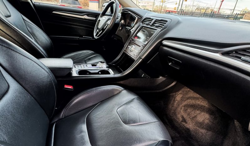 2018 Ford Fusion HYBRID TITANIUM full