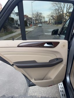 2012 Mercedes-Benz M-Class ML 350 full