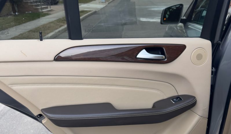 2012 Mercedes-Benz M-Class ML 350 full