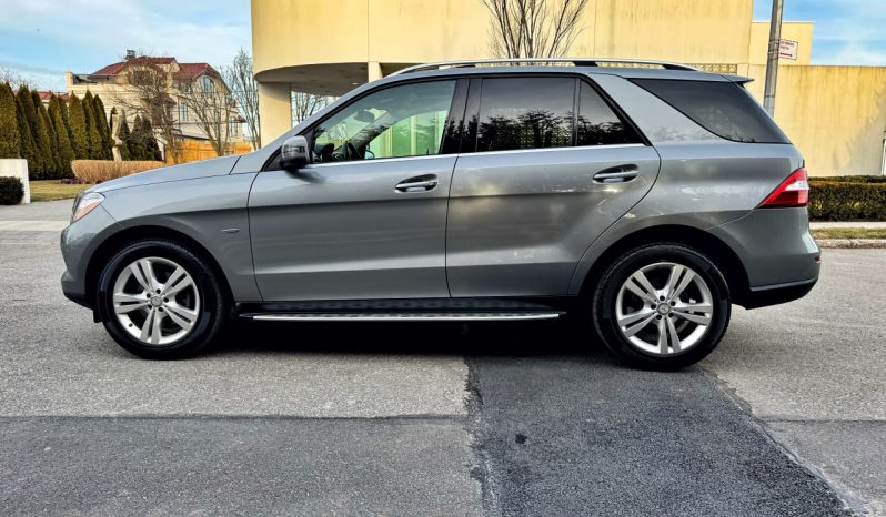 2012 Mercedes-Benz M-Class ML 350 full