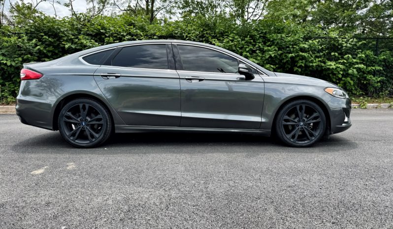 2020 Ford Fusion TITANIUM full