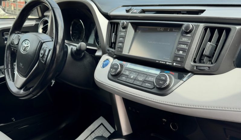 2016 Toyota RAV4 HYBRID XLE full