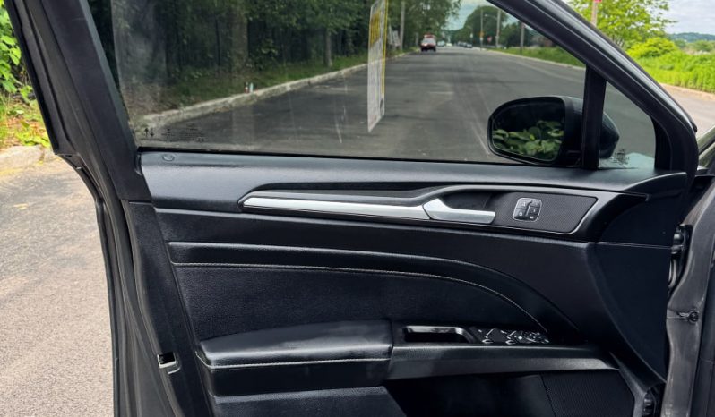 2020 Ford Fusion TITANIUM full