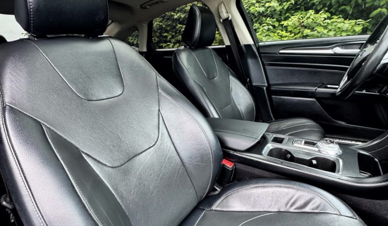 2020 Ford Fusion TITANIUM full
